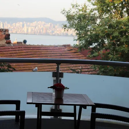 Carla Buyukada Otel Adalar