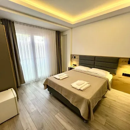 Carla Buyukada Otel *