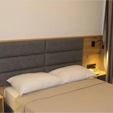 Carla Buyukada * Adalar