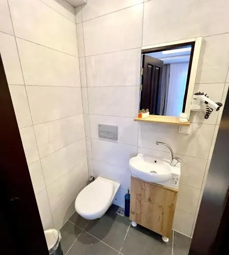 Carla Buyukada * アダラー