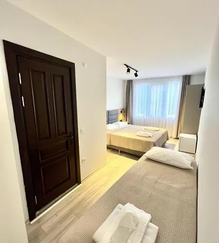 Carla Buyukada ホテル *