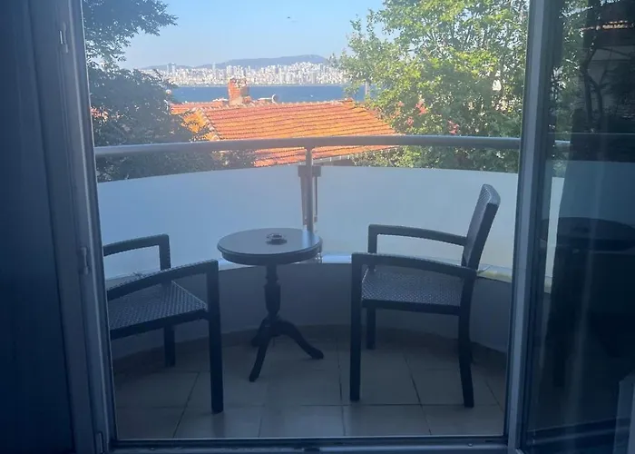 Carla Buyukada ホテル *